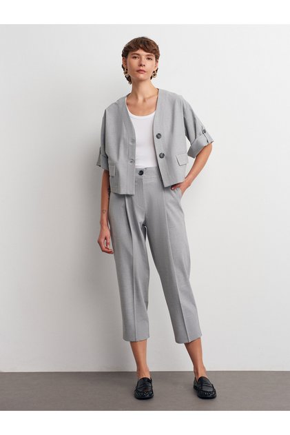 72168 Pressed Pleated and Waist-Cut Trousers