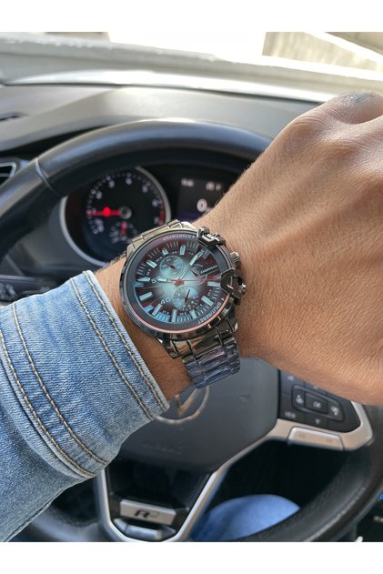 Men's wristwatch