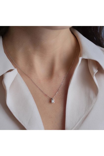 0,30 Karat Pırlanta Tektaş Kolye