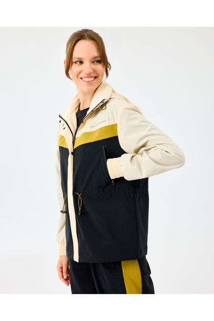 Skechers W Adjustable Waisted Full Zip Micro Jacket Kadın Ecru
