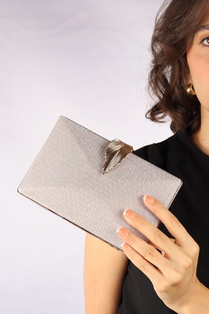 Elysara Eb0713 | Pearl Shiny Leaf Curl Evening Dress Bag