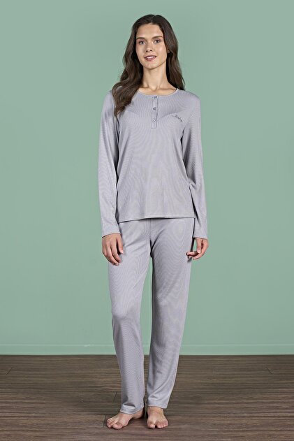 Women's Grey Half Button Long Sleeve Round Neck Pajama Set C2T4N91