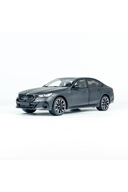 Minichamps 1:18 BMW 5-SERIES i5 (G60) 2023 Matt Grey (110023401