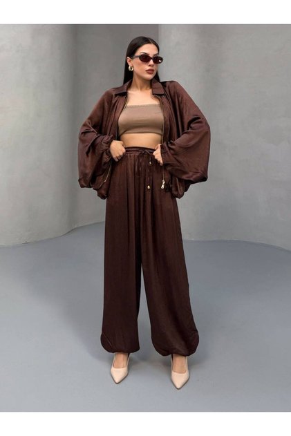Kırışık Saten Oversize Takım – Fermuarlı Bluz & Balo Paça Pantolon