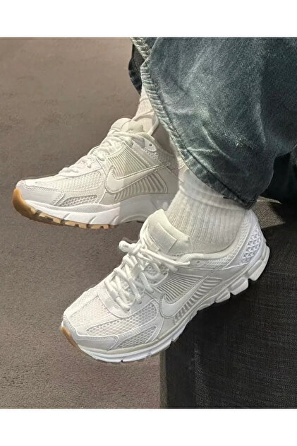Nike Zoom Vomero 5 Beyaz Kadın Sneaker Sportie - Fiyatı, Yorumları