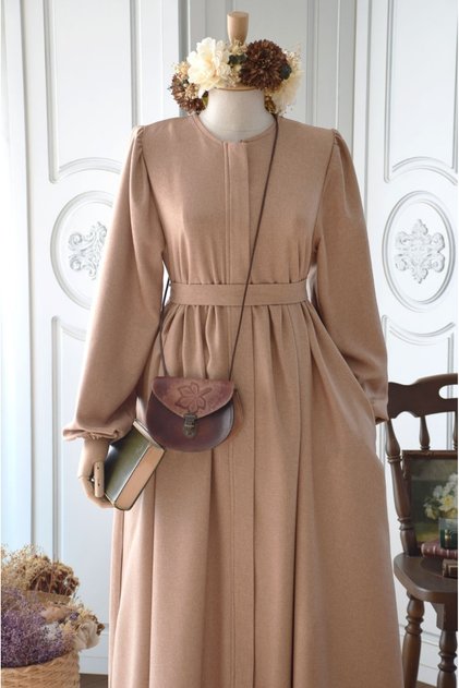 Zippered Seasonal Ferace Beige Color