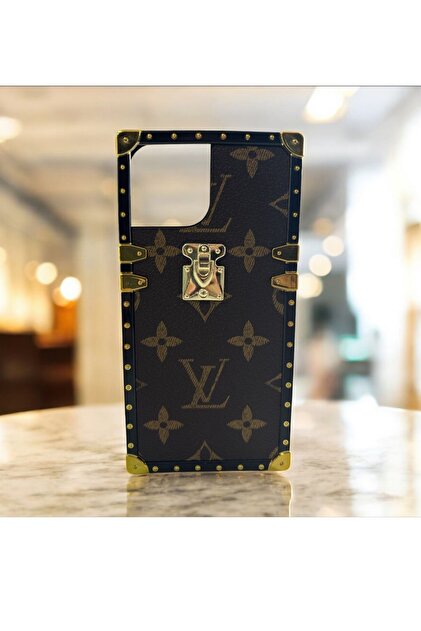 【極美品】LOUIS VUITTON ケース アップル darkpower Apple İPhone 15 Louis Vuitton Gold Kasalı Deri Kılıf