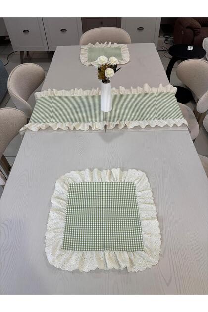 3 Piece Ruffle Set 2 American Table Napkins + 1 Ruffle Runner