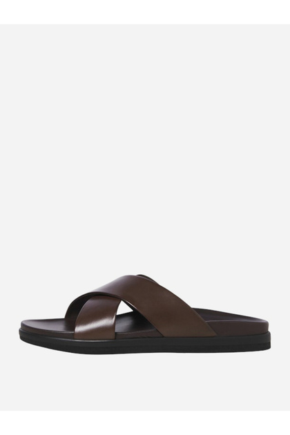 JFWVERONA Cross Strap Sandals