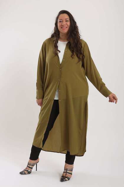 Fitted Solid Long-Sleeve Shirt