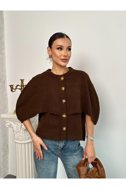 Knitted winter crew neck cape buttoned cardigan