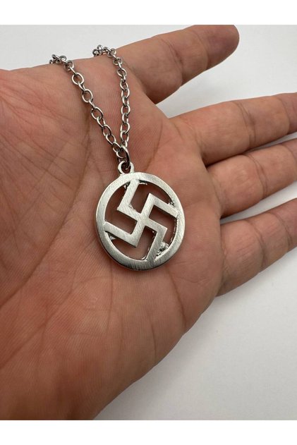 Yuvarlak Model Gri Kadim Şans ve Bereket işaretü Figürlü kadın erkek Kolye – Antik