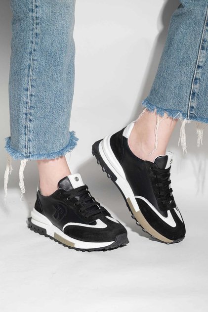Lace-Up Thermo Sole Sneaker 101-24614-08 Women's Shoes