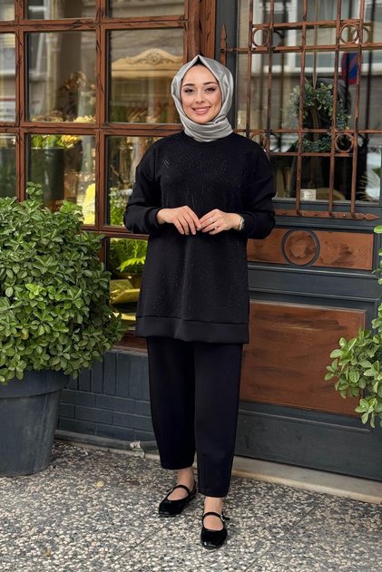 Fuat Gürşen Önü Taş İşlemli Tunik Pantolon Takım