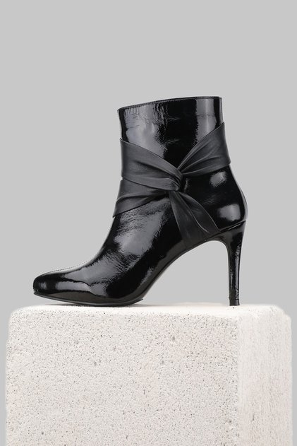 Women's Black Patent Leather Genuine Natural Leather Size 35-41 Thin Heel Pointed Toe Boots & Booties