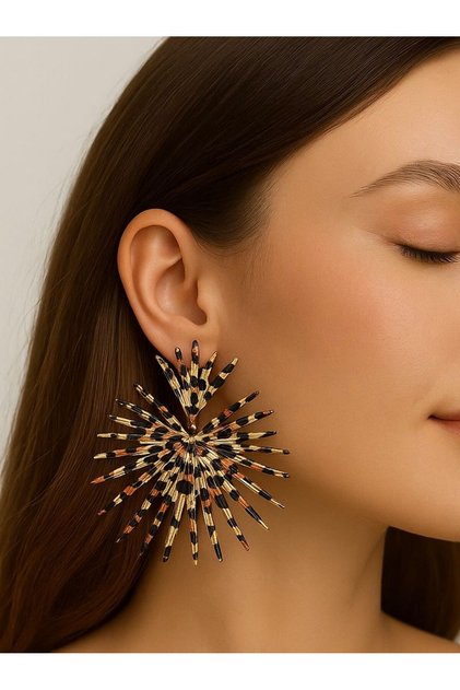 Leopard Patterned Thorny Heart Design Hedgehog Earrings