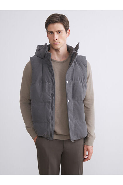 Peak New Season Standard Fit Stand Collar Velvet Men's Vest