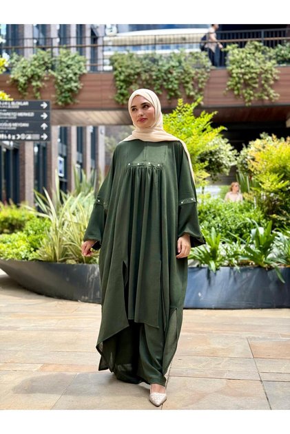Hijab Double Set Khaki Dream Daisy Embroidered Oversize Bat Sleeve Aerobin