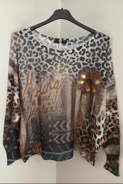 Women's Italian Beige Handwritten Leopard Patterned Foil Detailed Bat Sleeve Mercerized Blouse Sweater