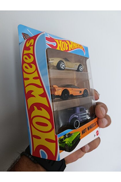 HOT WHEELS Stringray Convertible ve Acura NSX 3lü Set - Fiyatı
