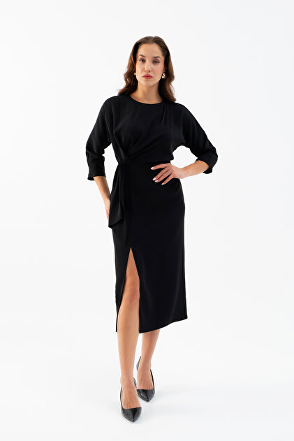 green emerald velvet dress Slim Tea-Length Black Prom Gown with Thin Straps – loveangeldress main image 0