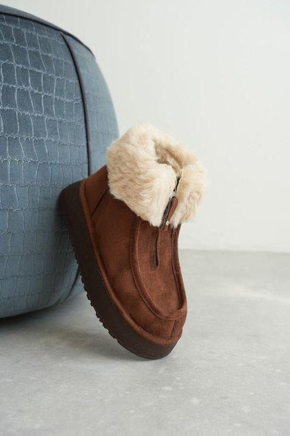 Rebeca Women's Zipper Detailed Fur Inside Stylish and Comfortable Boots