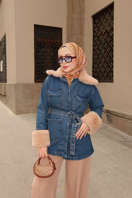 Women's Collar Fur Detail Denim Jacket Dark Blue