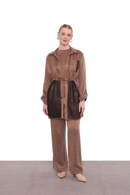 Camel File Detailed Three-Piece Suit