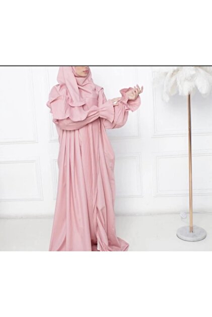 Very soft and comfortable prayer shawl, includes a scarf and covers the entire body. Suitable for all body types.