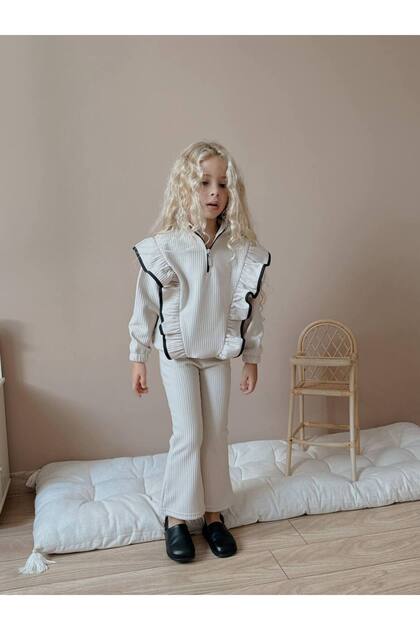 Girl's Ribbed Ruffle Detailed Winter Suit