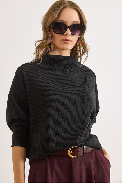 Women's Black Draped Stand Collar Ribbed Soft Textured Sweater Kzk-19001009