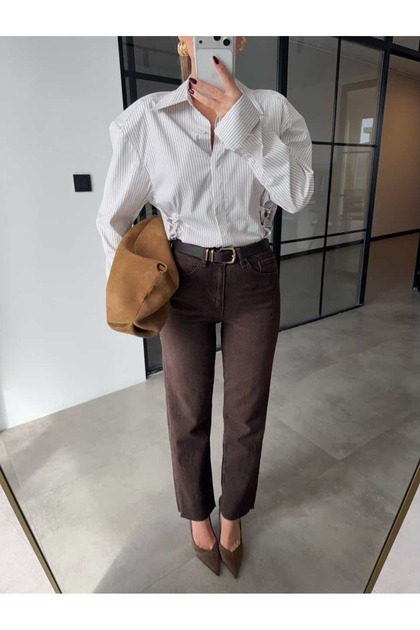 Cut-To-Length Boyfit Brown Jeans