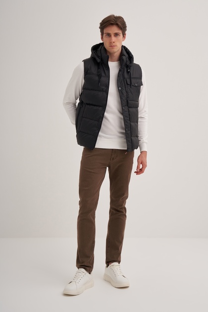 Shadow Slim Fit Fiber Filled Micro Fabric Vest