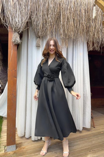 Rosa Siyah Gül Kemer Detaylı Scuba Maxi Boy Elbise