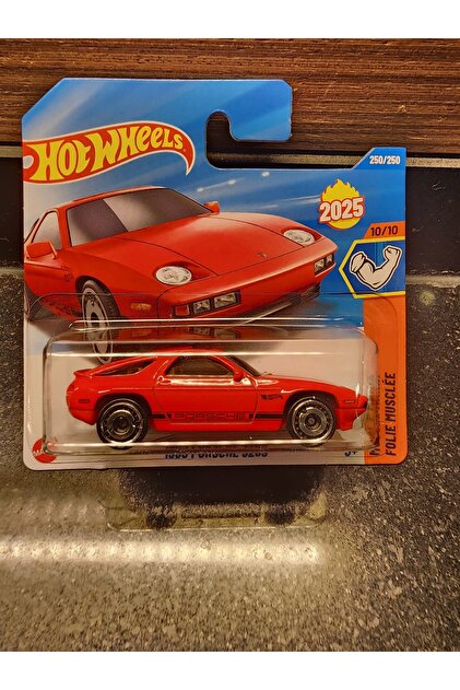 HOT WHEELS 1/64 '83 PORSCHE 928 S - Fiyatı, Yorumları