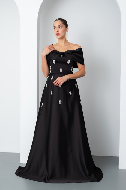 Lafaba Women's Black Tight Fit Strapless Stone Long Satin Evening Dress-  Trendyol