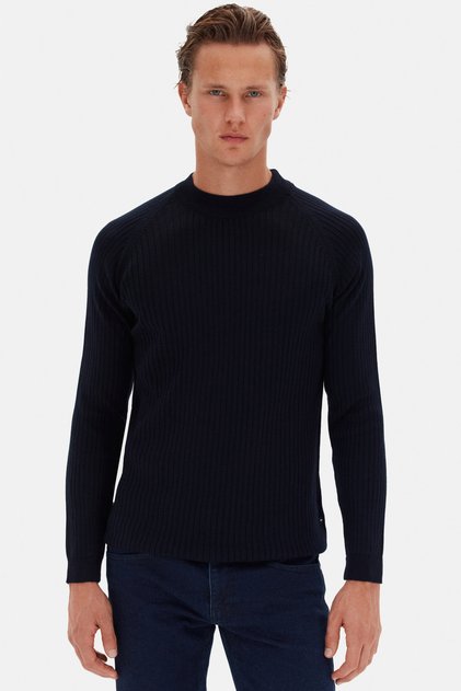 Slim Fit Navy Blue Sweater