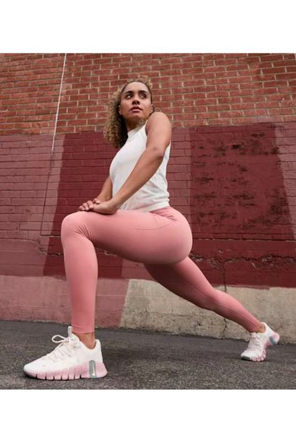 Free Metcon 5 Pale Ivory Ice Peach (Women's)