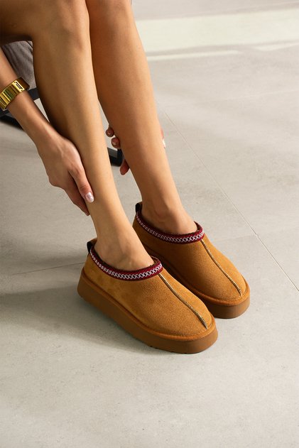 Ultra Tan Suede Thick Sole Women's Boots with Fur Inside