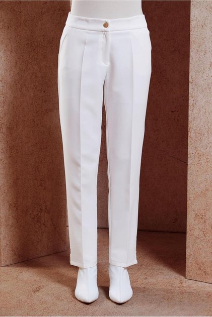 PANTALONE SA USKIM NOŽICAMA 70789