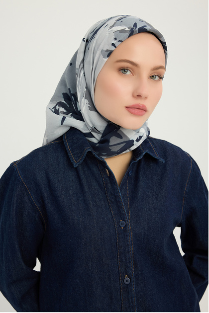 Özgür Fırçalar - Navy Blue - Vierra Patterned Viscose Scarf - 90X90 cm