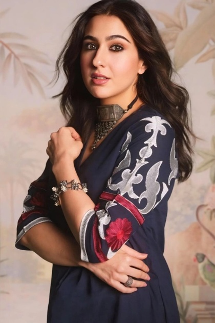 Stylish Women's Solid Floral Embroidered A-Line Pleated Co-ord Set - Ethnic Wear