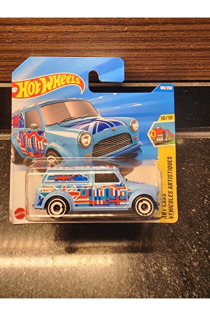 HOT WHEELS 1/64 '67 AUSTİN MİNİ VAN - Fiyatı, Yorumları
