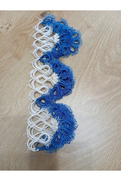 Hand-Knitted Shuttle Carved Towel Edge