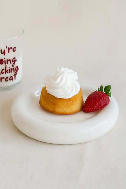 Ceramic Small Size Glossy White Donut Dessert Plate