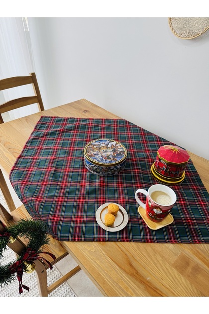 Green Plaid/Scottish Pattern 80X80 Tablecloth