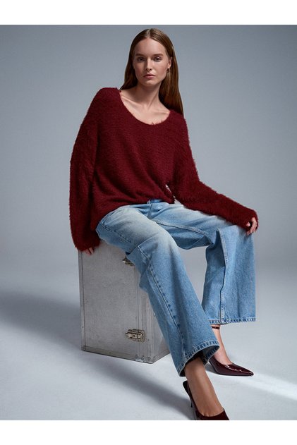 10806 Boat Neck Soft Textured Knit Sweater-Dark Burgundy
