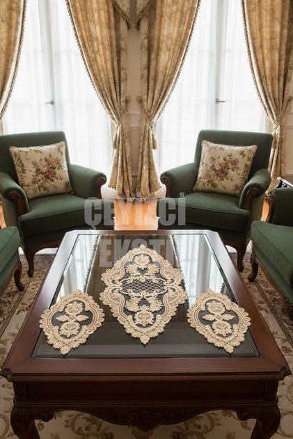 طقم غرفة نوم دانتيل فرنسي 3 قطع - كابتشينو