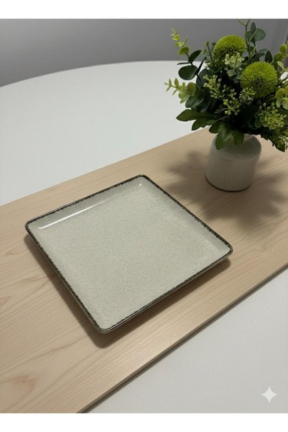Tan 25 X 25 cm Plain Square Boat Cinnamon Single (with Emblem)