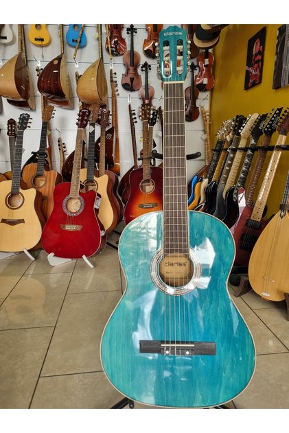 Klasik Gitar 4/4(Taşıma çantası hediye)